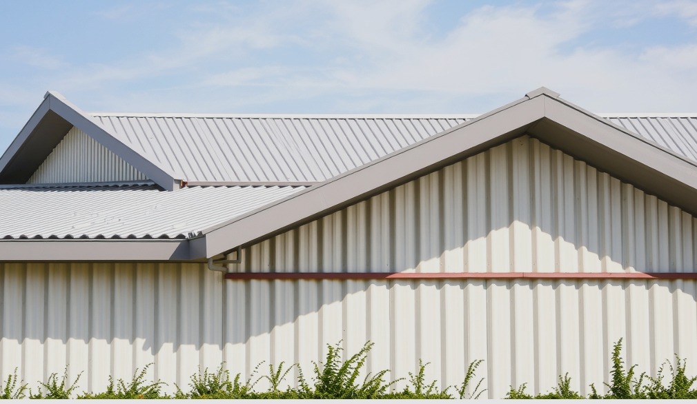 Trapez Sac ile Çatı Çözümü: Dayanıklılık ve Tasarruf